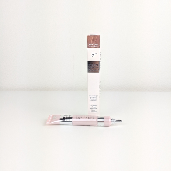 it cosmetics Other - IT COSMETICS Bye Bye UnderEye Concealer